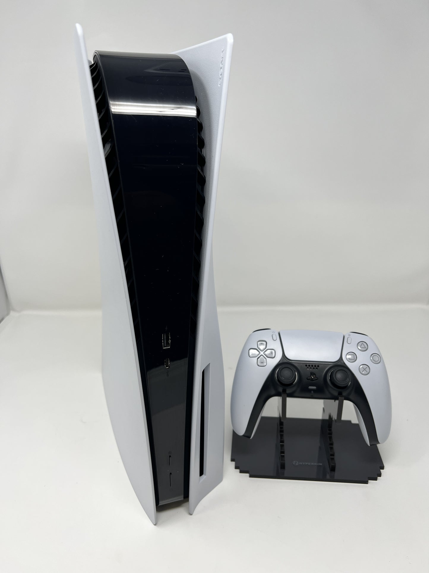 PlayStation 5 Disk 825 GB W/ Elden Ring