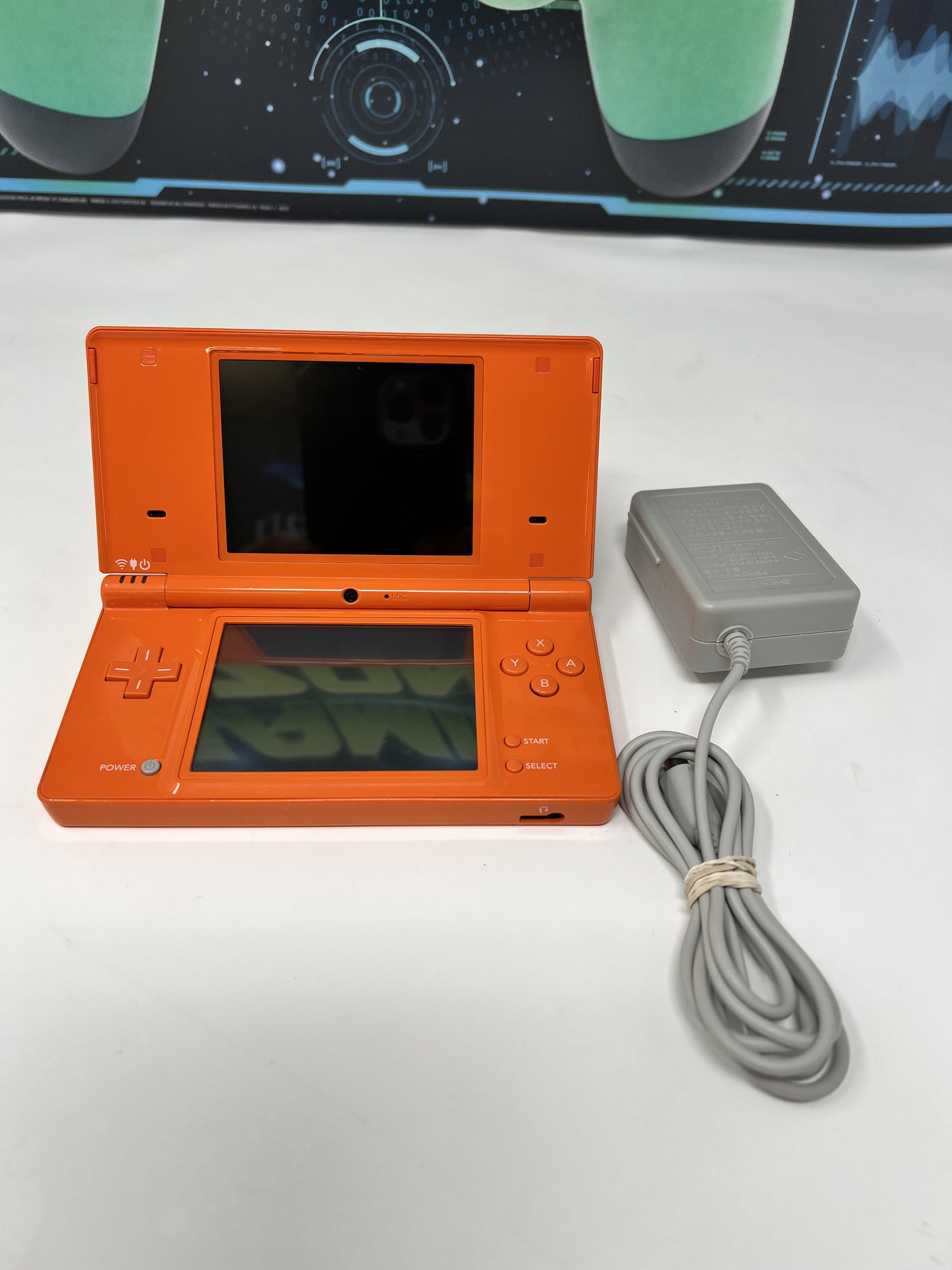 Nintendo DSi Orange