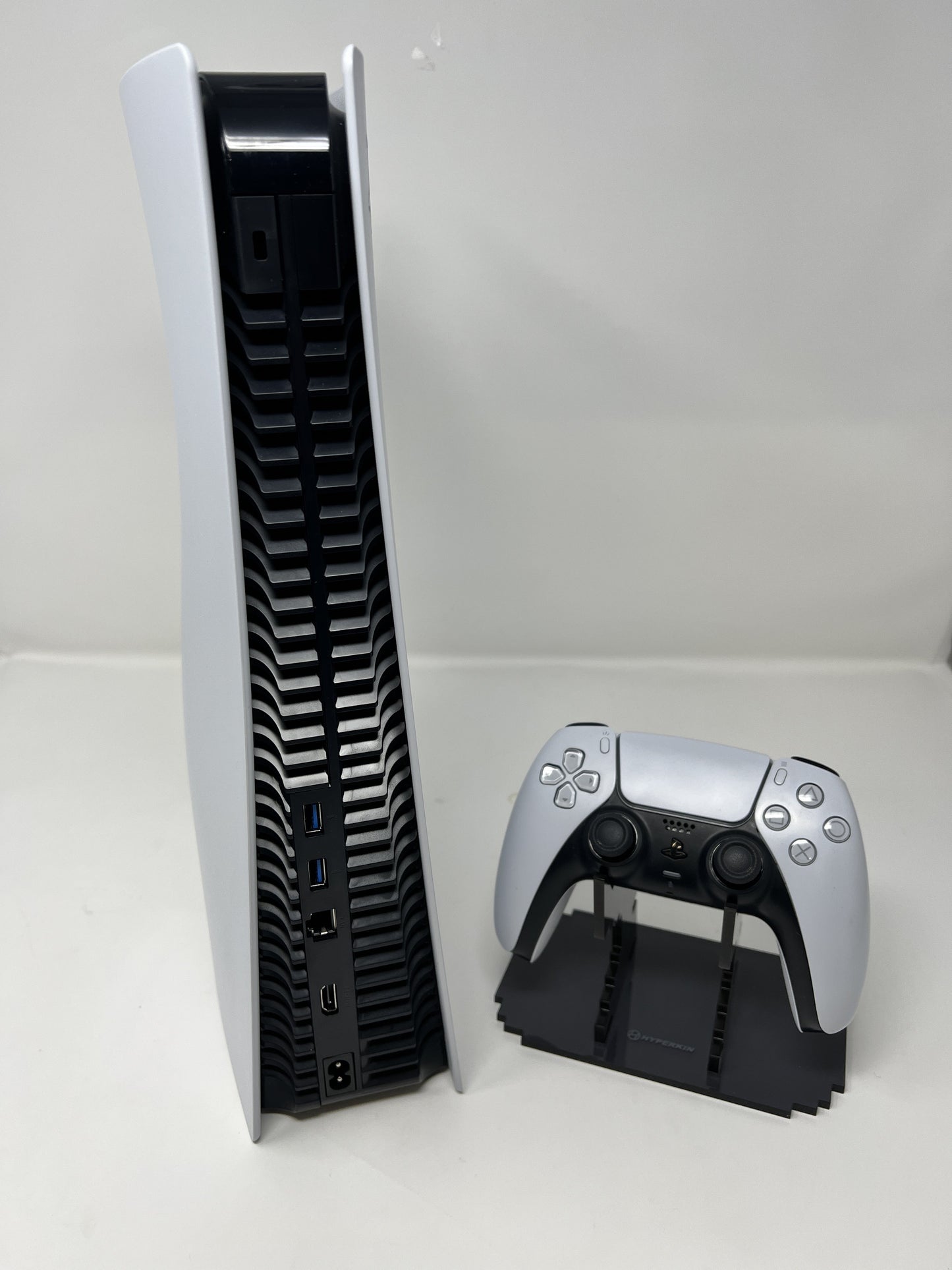 PlayStation 5 Disk 825 GB W/ Elden Ring