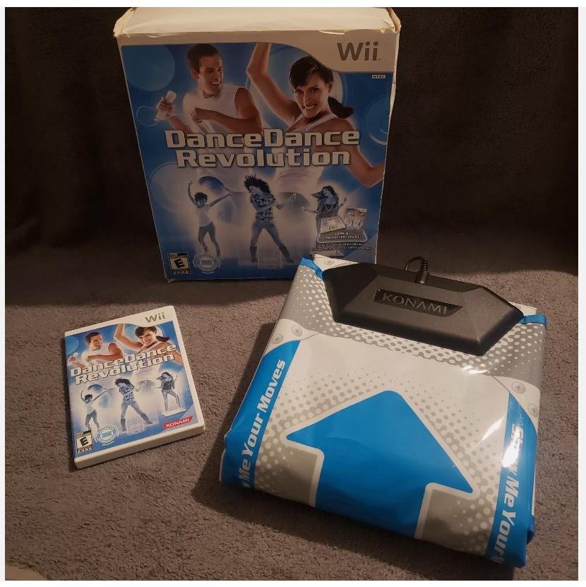 Dance Dance Revolution [Bundle] - Wii